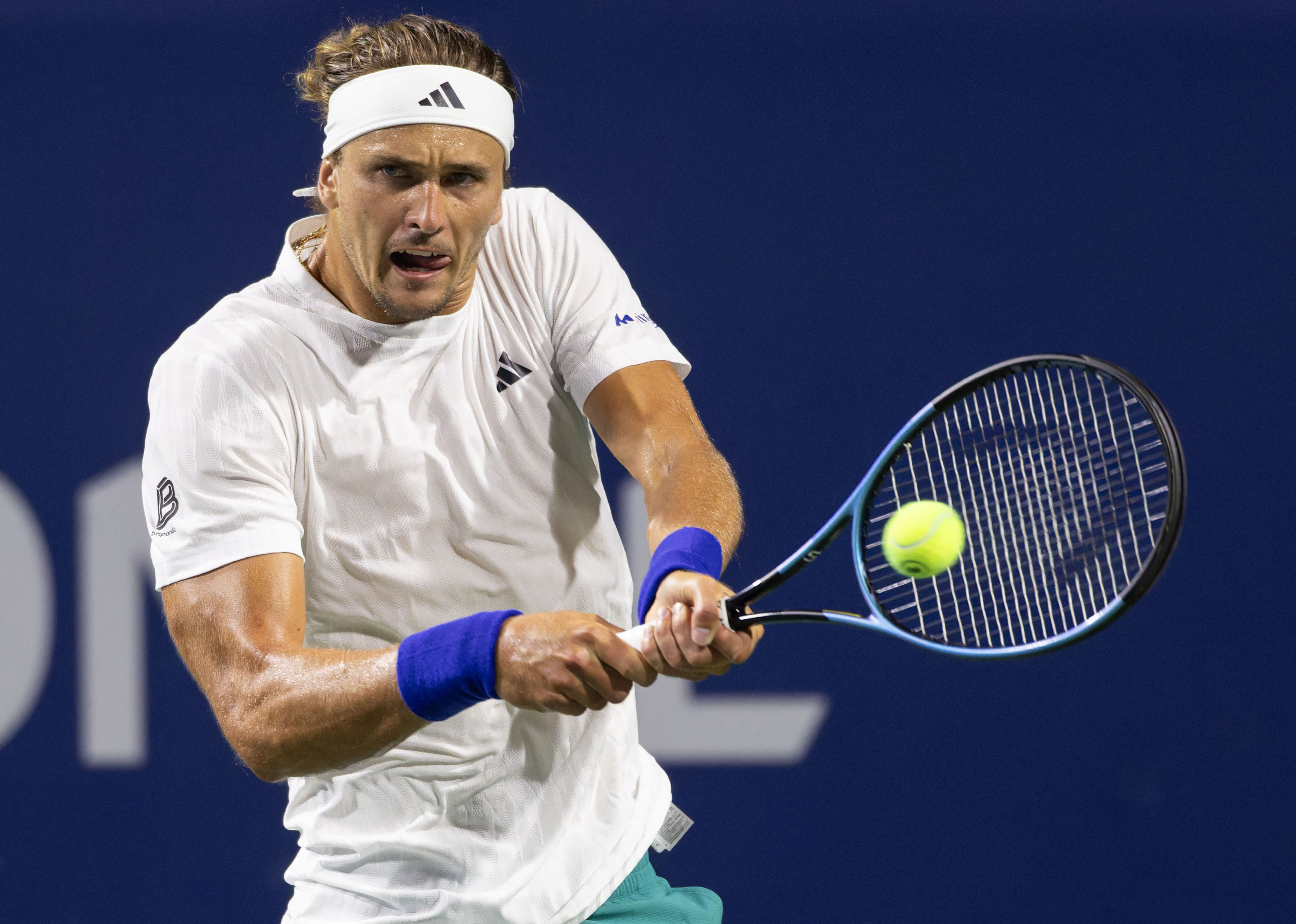 包含日本网球队翻盘西班牙网球队,兹维列夫三分雨点燃全场的词条 包含日本网球队翻盘西班牙网球队,兹维列夫三分雨点燃全场的词条