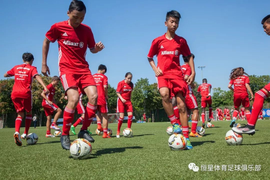 关于亚洲足球明日之星崭露头角！球迷掌声如潮欢呼不断的信息