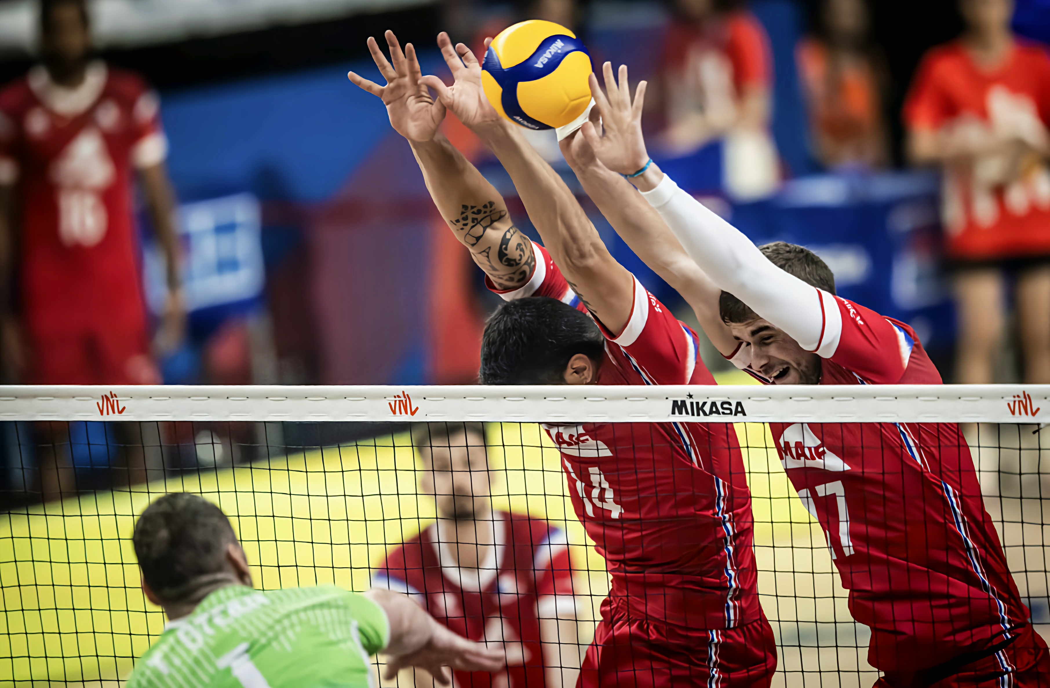 开云体育app-斯洛文尼亚队在场上大获全胜