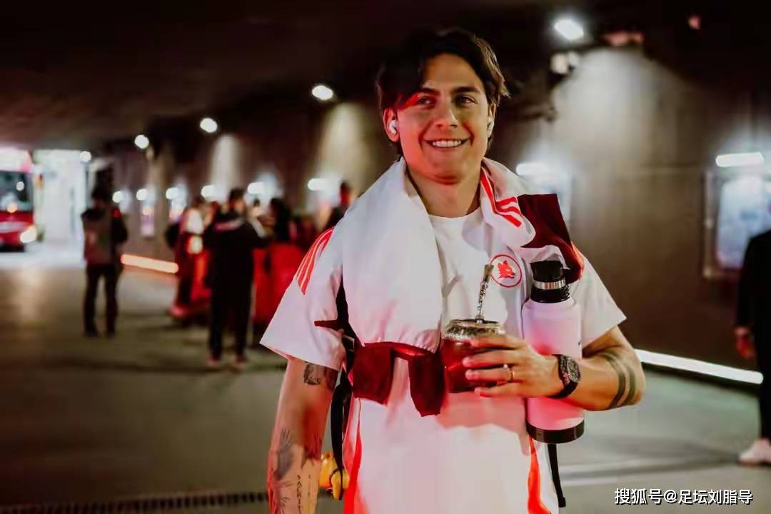 关于切沃中场创意获赞，球队团结一致冲击积分榜前列的信息