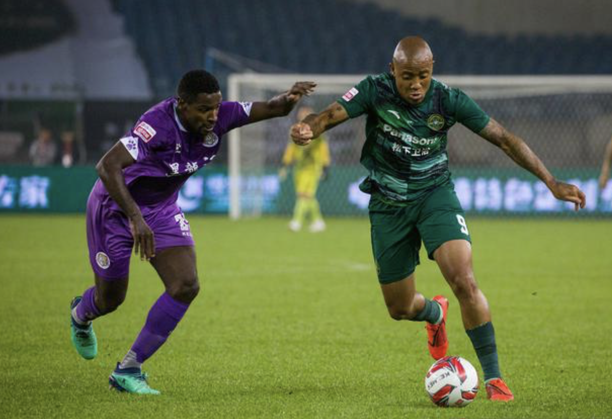 关于切沃中场创意获赞，球队团结一致冲击积分榜前列的信息