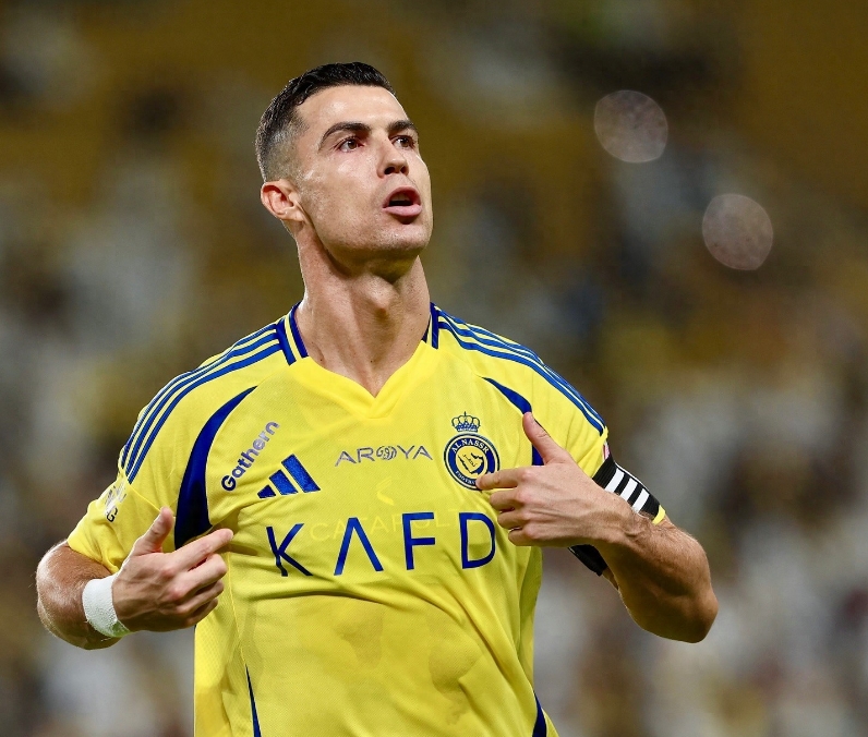 包含里昂现场掌控比赛，胜利所在不言而喻的词条