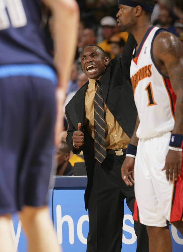 小牛队员内讧，球队陷入危机