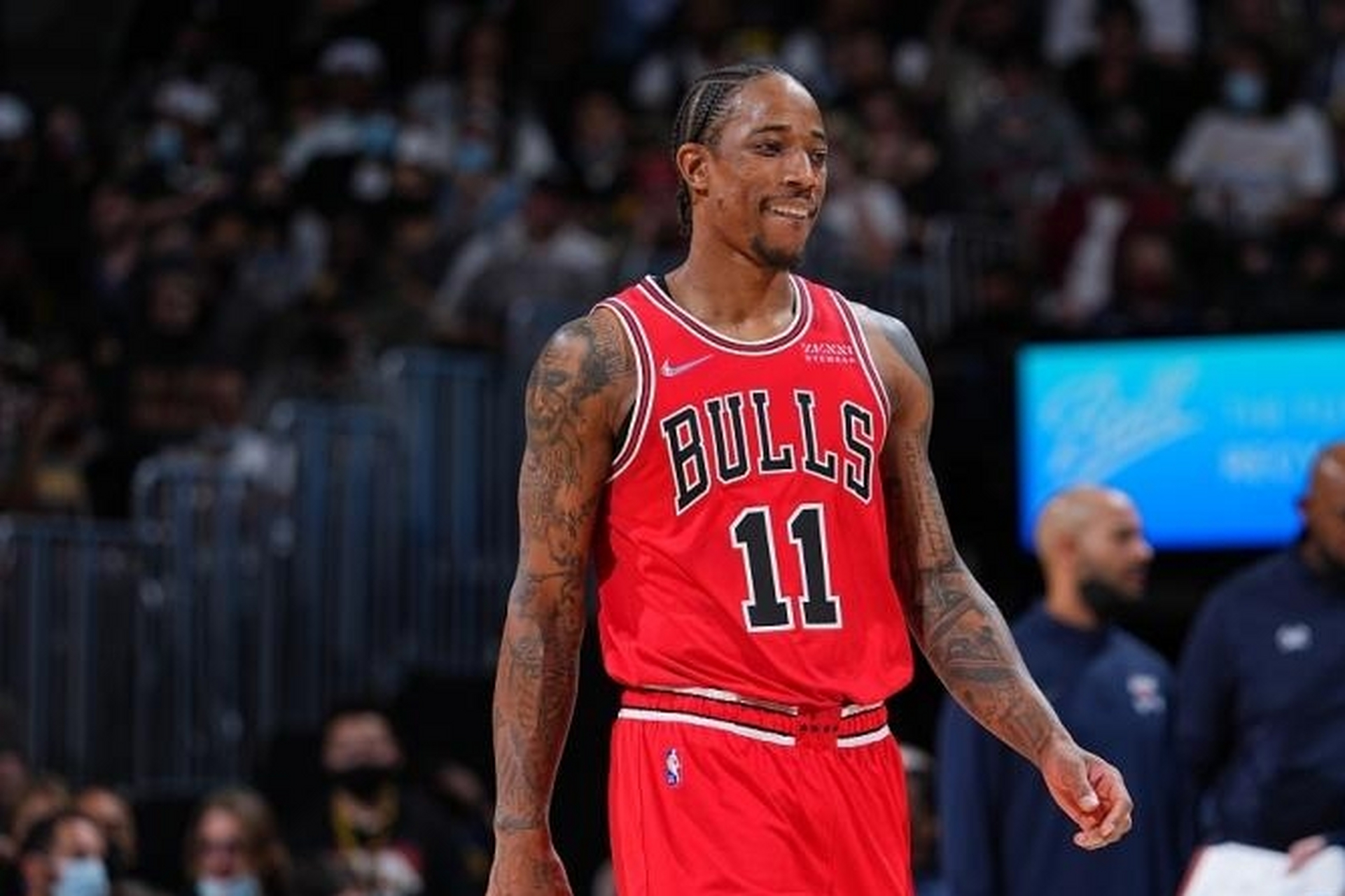 关于火箭轻取篮网,德罗赞状态火热的信息 关于火箭轻取篮网,德罗赞状态火热的信息