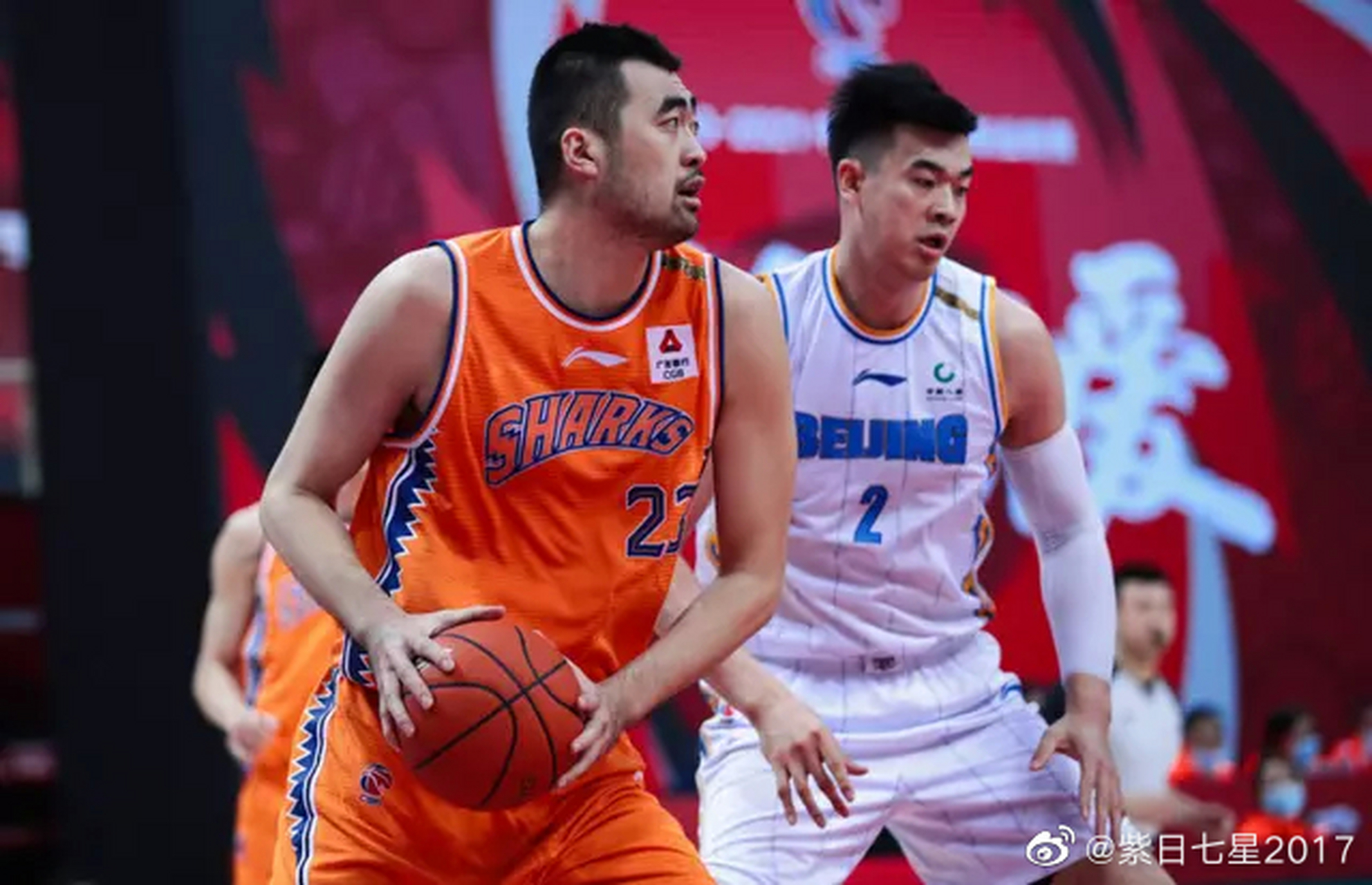 包含上海大鲨鱼尽显实力,将与广州对决的词条 包含上海大鲨鱼尽显实力,将与广州对决的词条