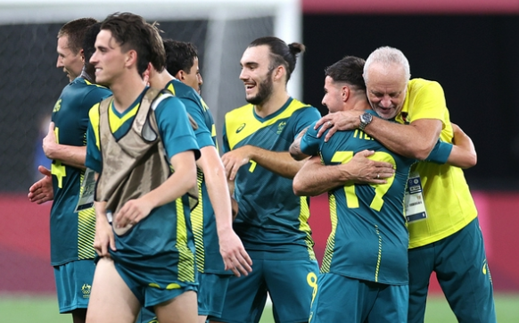 关于法国乒乓球队爆冷奥地利乒乓球队，奥恰洛夫制霸全场的信息