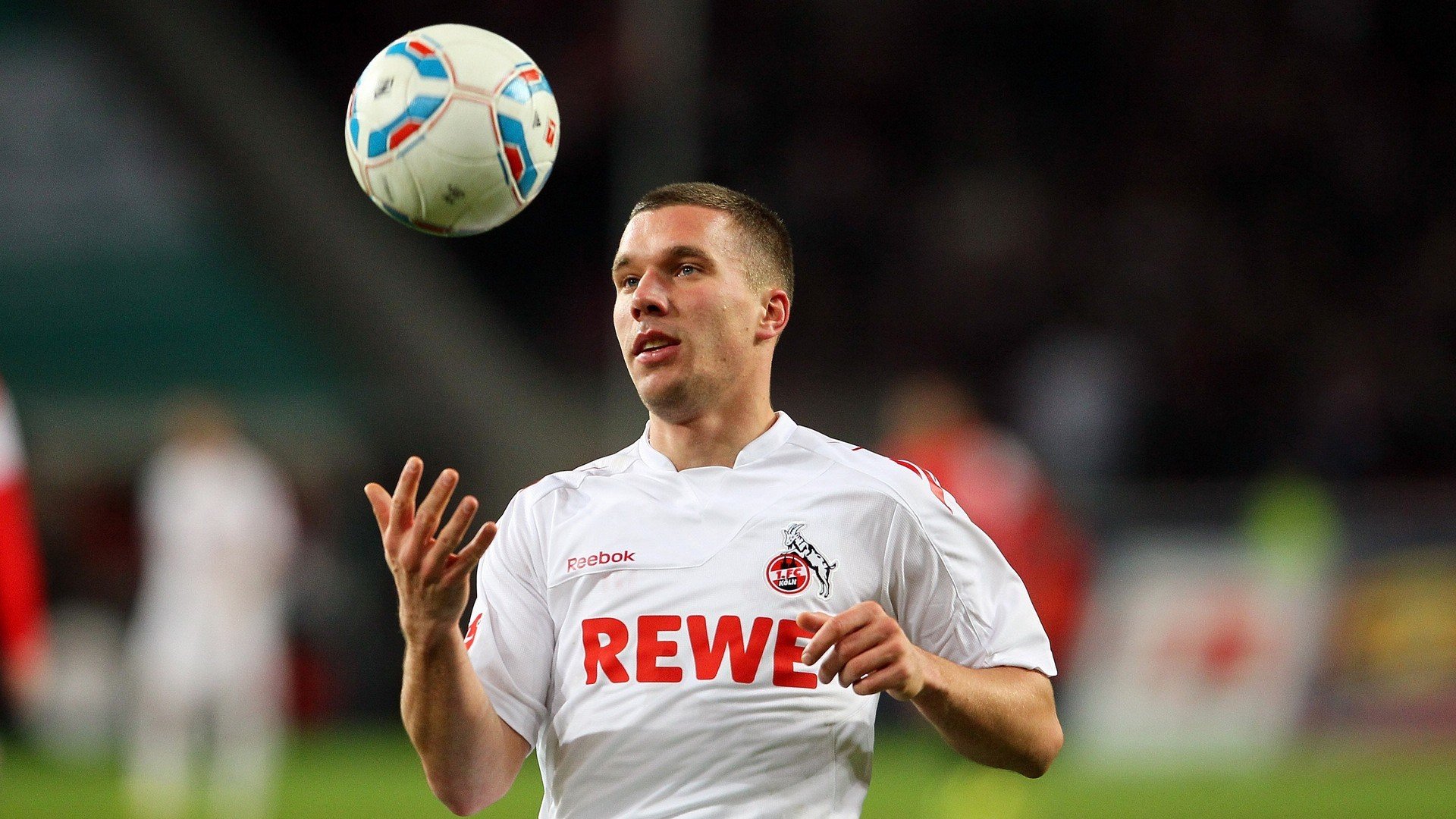 双重奏鸣，赖斯欧冠封神夜，映照亚特兰大险胜的足球哲学