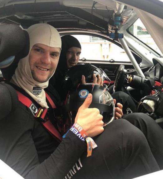 中国队逆转英格兰队,波尔带队取胜 中国队逆转英格兰队,波尔带队取胜