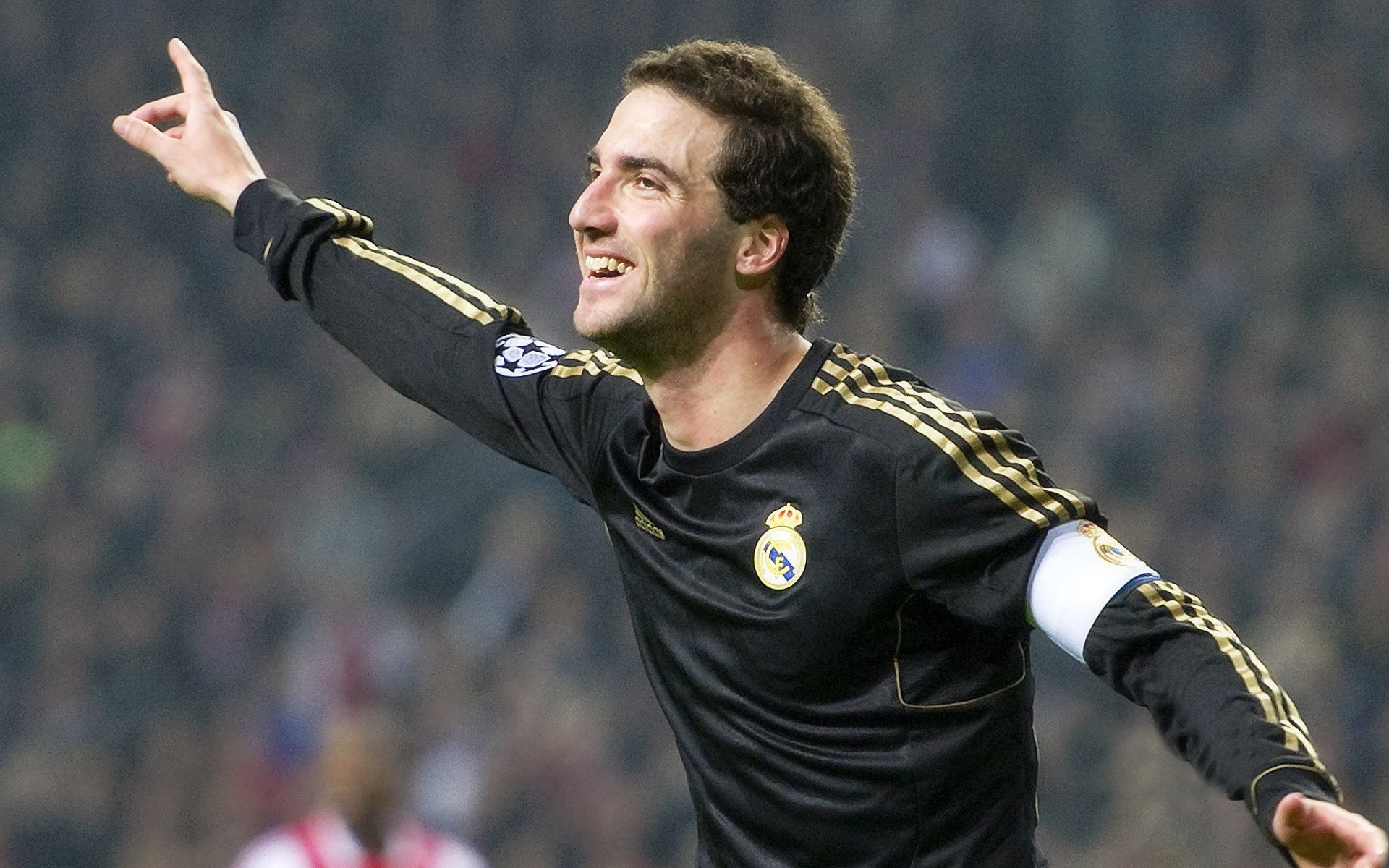 德布劳内爆发难掩战术困局，摩纳哥式爆冷何以在威尔士重演？